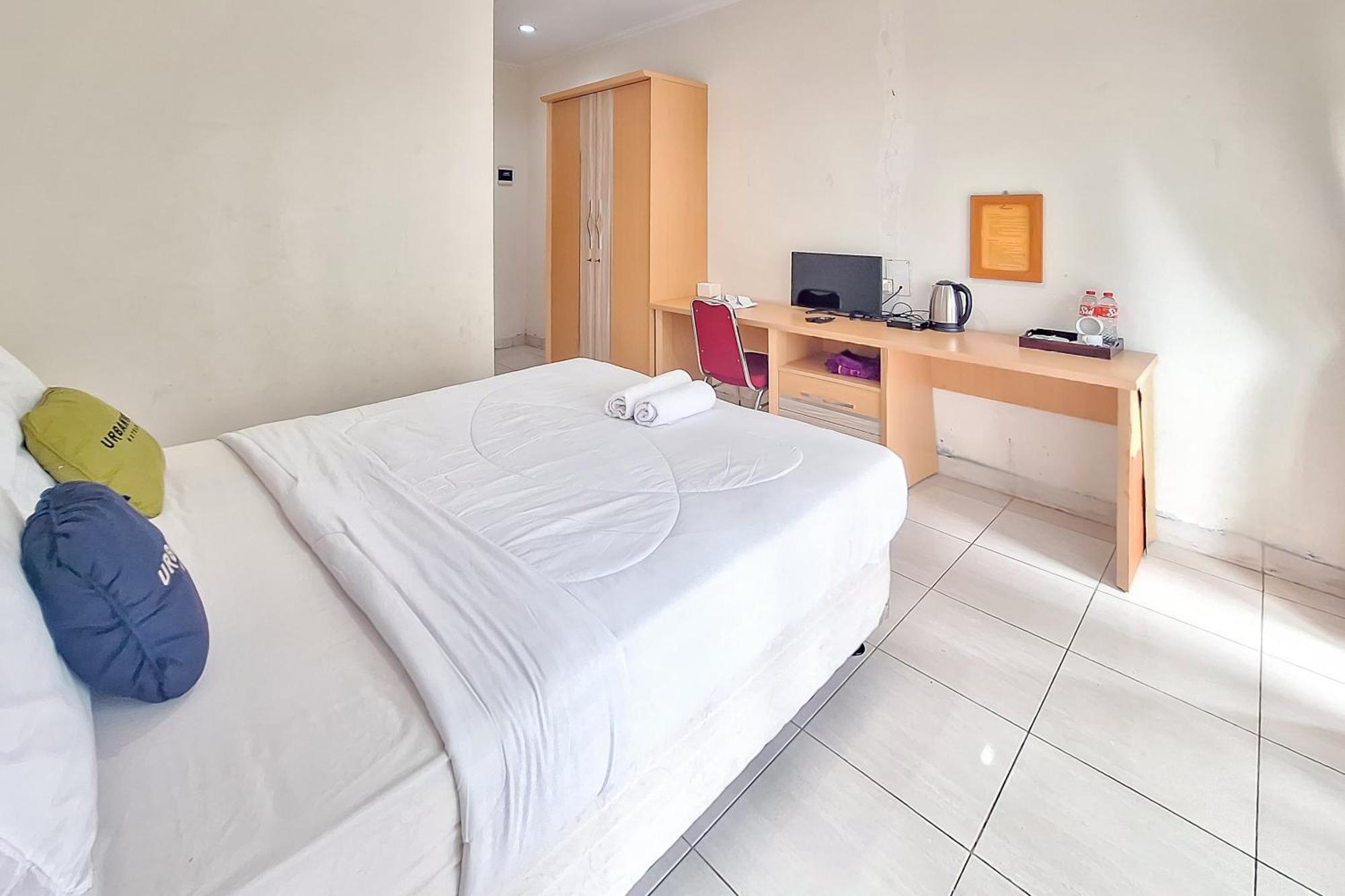 Urbanview Hotel Tridaya Cisarua Puncak Экстерьер фото