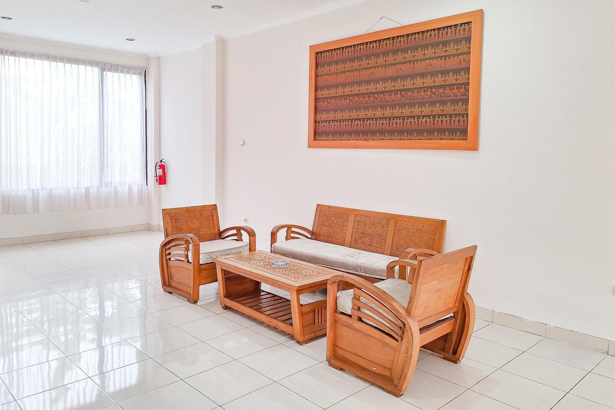 Urbanview Hotel Tridaya Cisarua Puncak Экстерьер фото